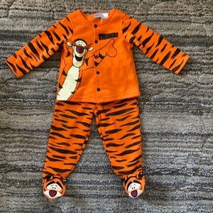 Disney “Tiger” infant outfit